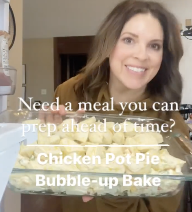 Chicken pot pie bubble up bake